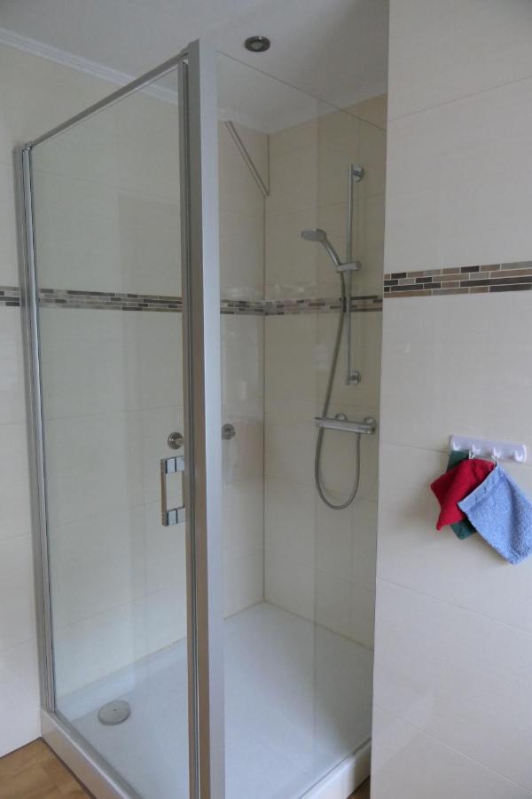 Ferienwohnung Weideglueck Osten 外观 照片